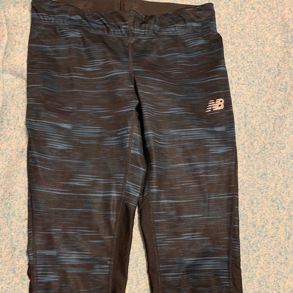 New balance workout cropped pants - Picture 2 of 2
